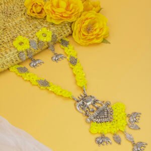 Yellow Crochet Elephant Pendant Jewelry Set Handmade - Image 4